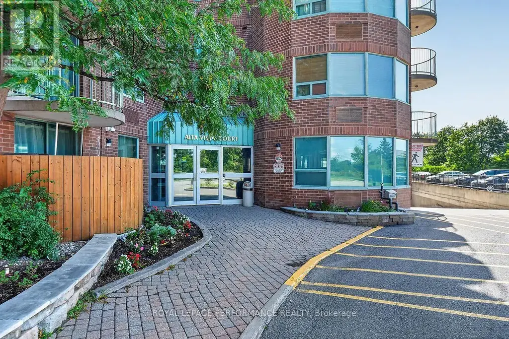 403 - 1440 Heron Road, Ottawa