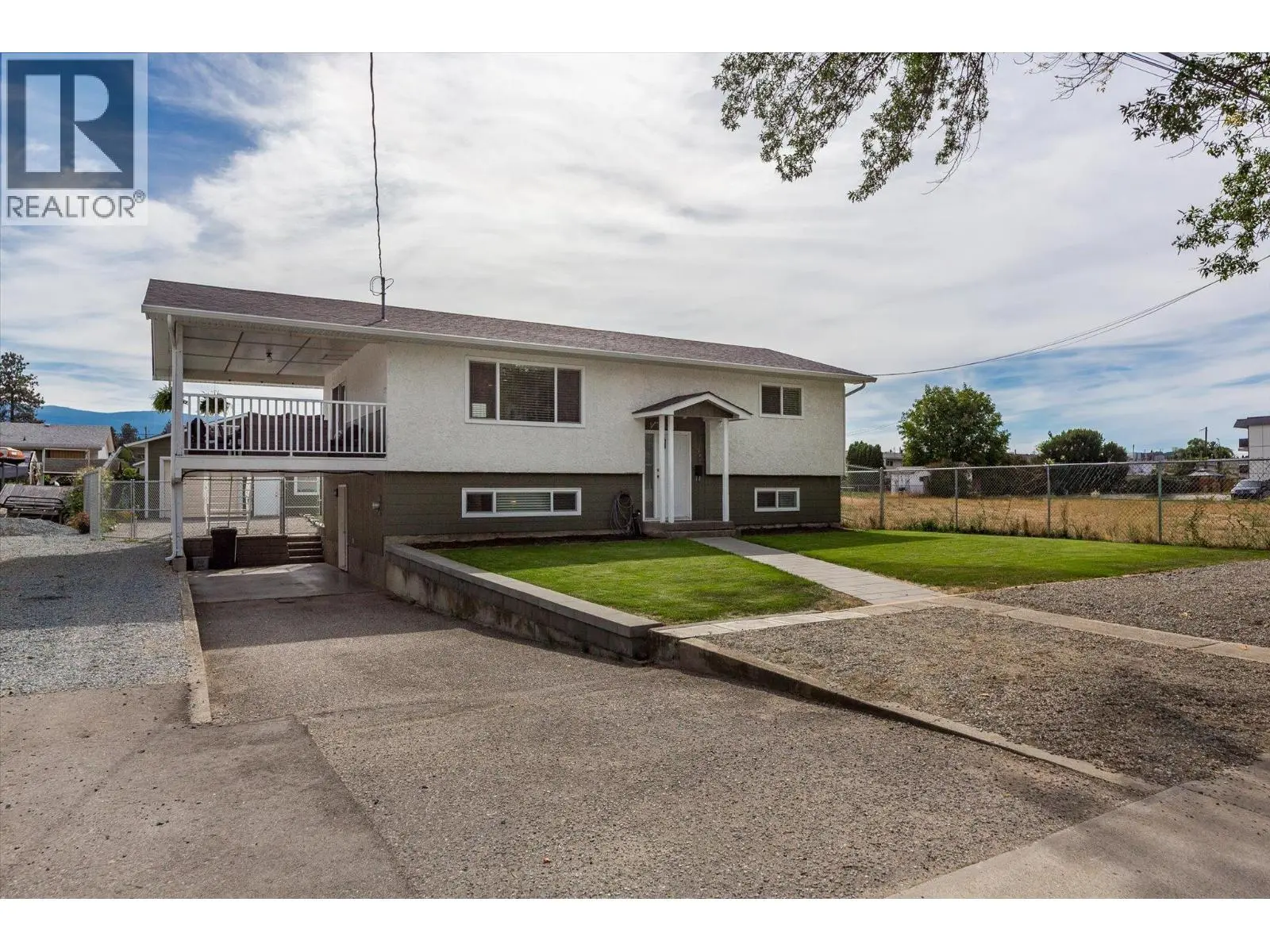 Photo of Listing #10400431