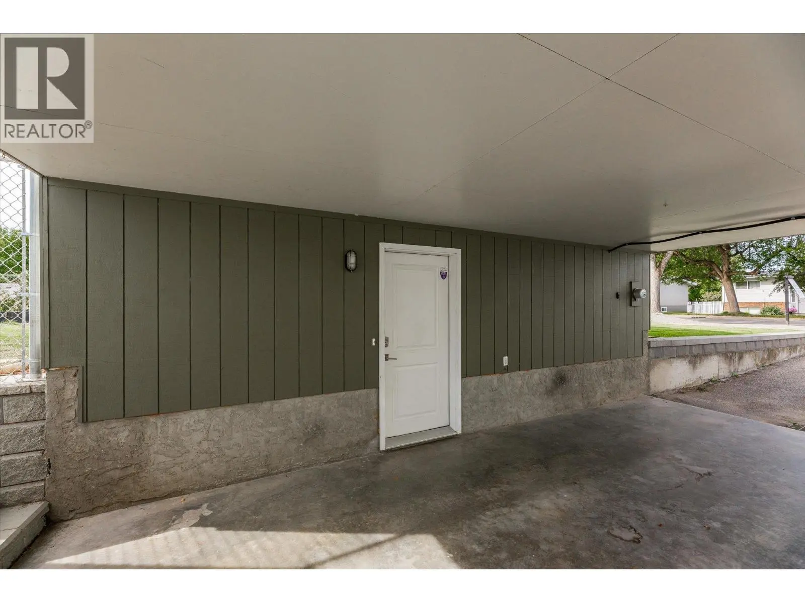 295 Husch Road. Kelowna, British Columbia