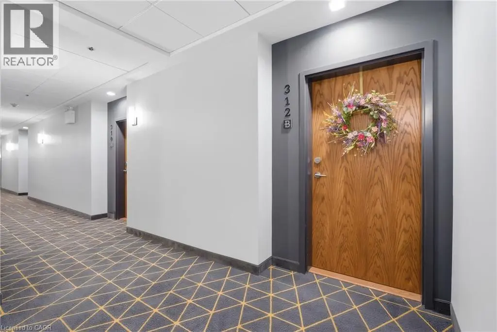 251 Northfield Drive E Unit# 312, Waterloo