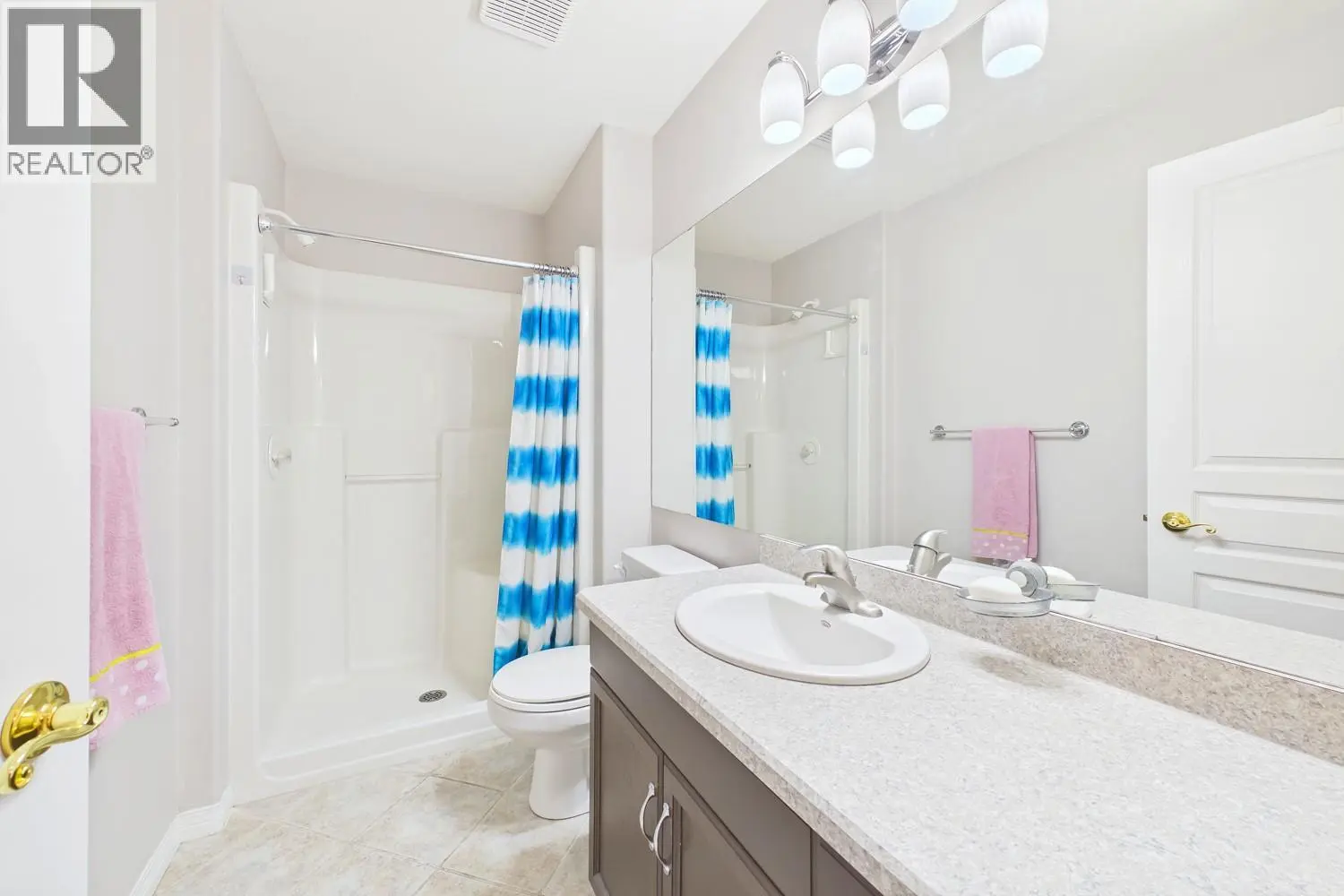 550 Yates Road Unit# 348. Kelowna, British Columbia