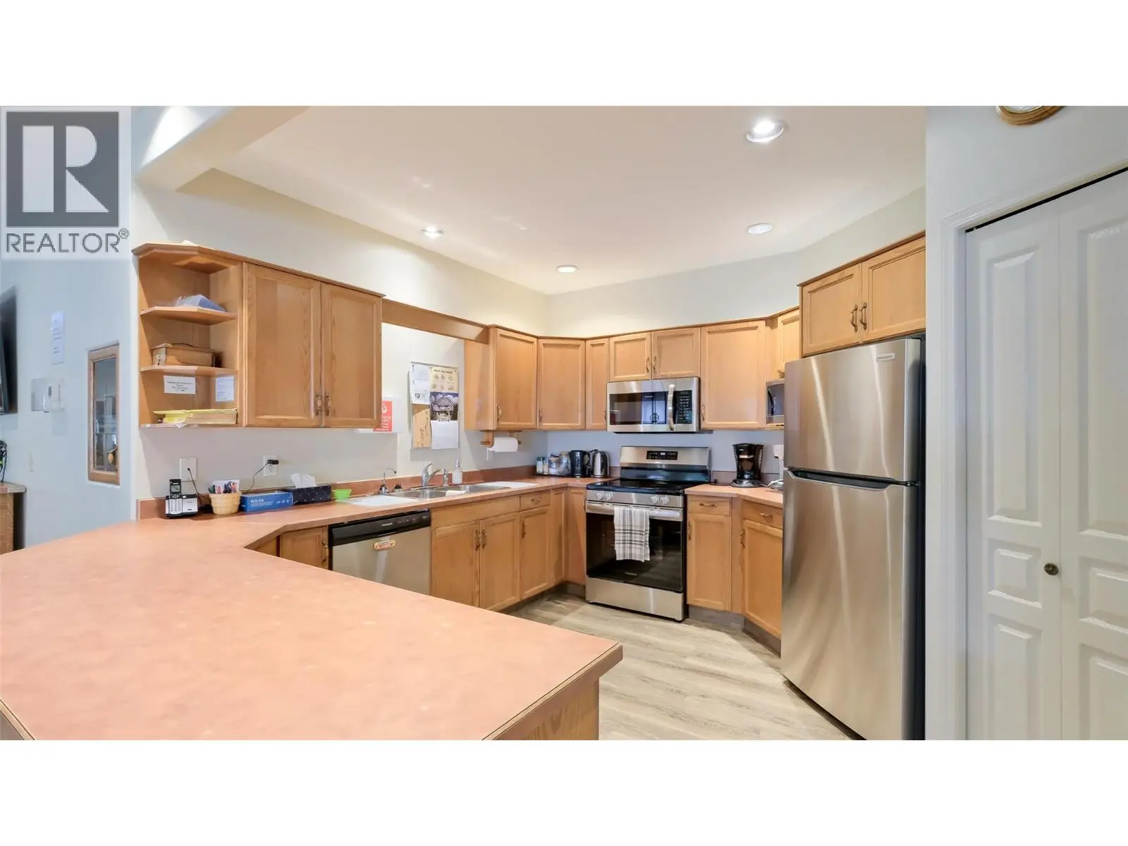 550 Yates Road Unit# 348. Kelowna, British Columbia