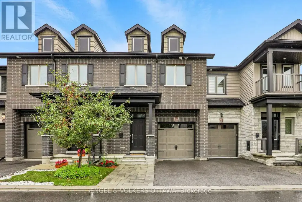 765 Dearborn Private W, Ottawa