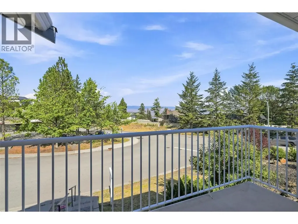 913 Greystone Crescent, Kamloops