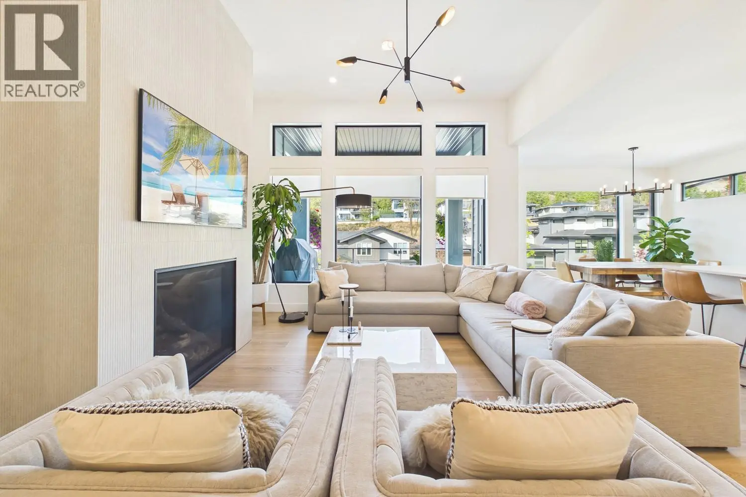 265 Summer Wood Drive. Kelowna, British Columbia