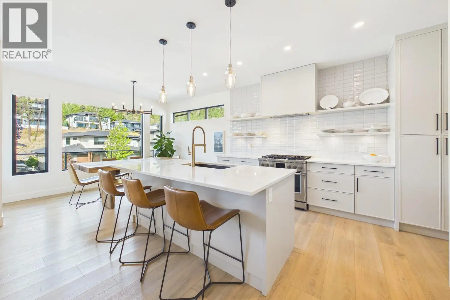 265 Summer Wood Drive. Kelowna, British Columbia
