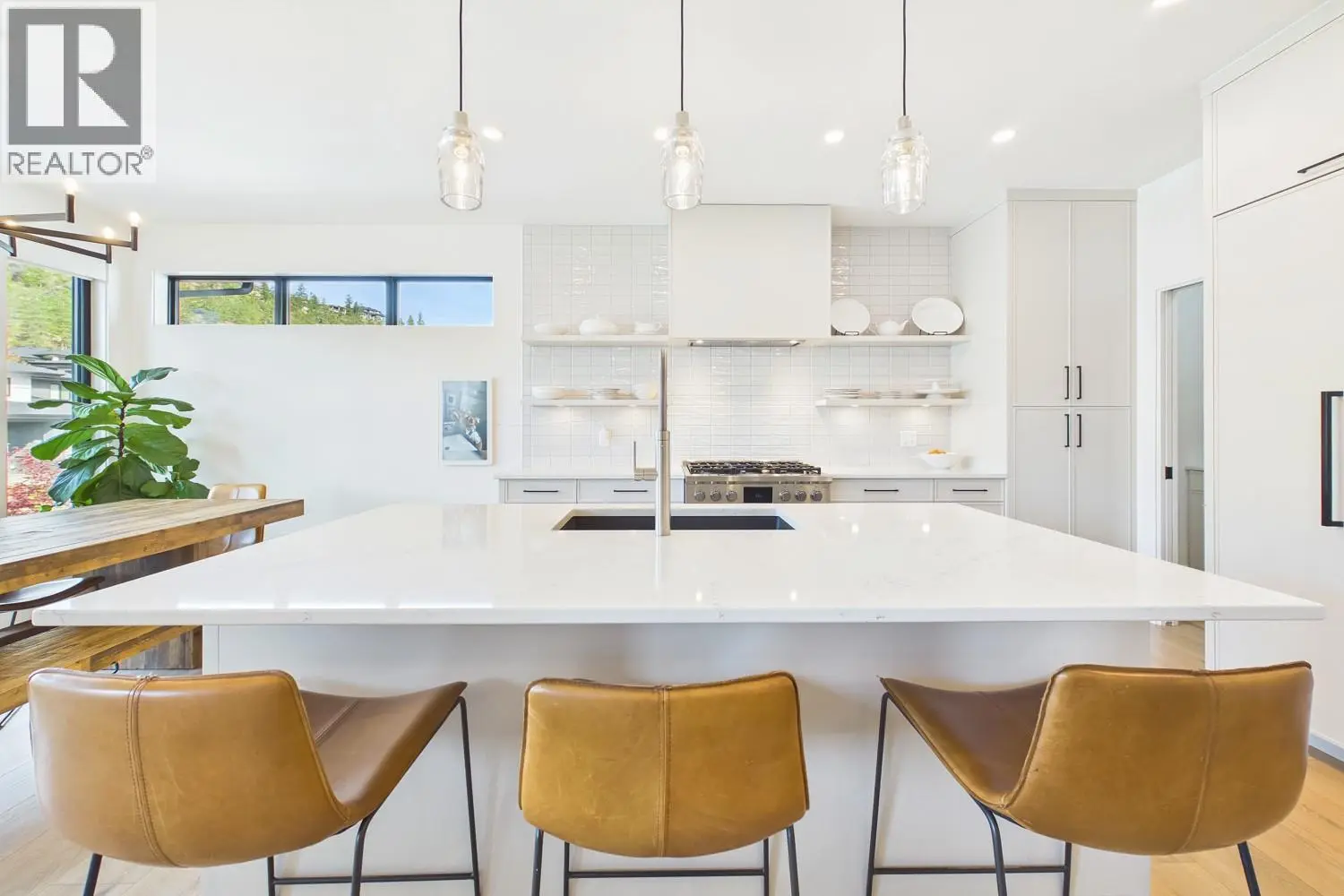 265 Summer Wood Drive. Kelowna, British Columbia