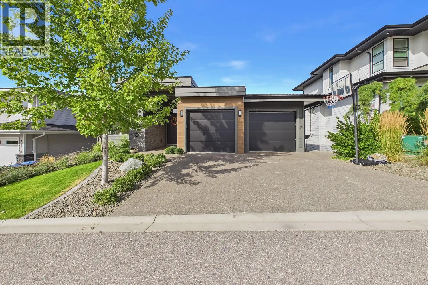 265 Summer Wood Drive. Kelowna, British Columbia