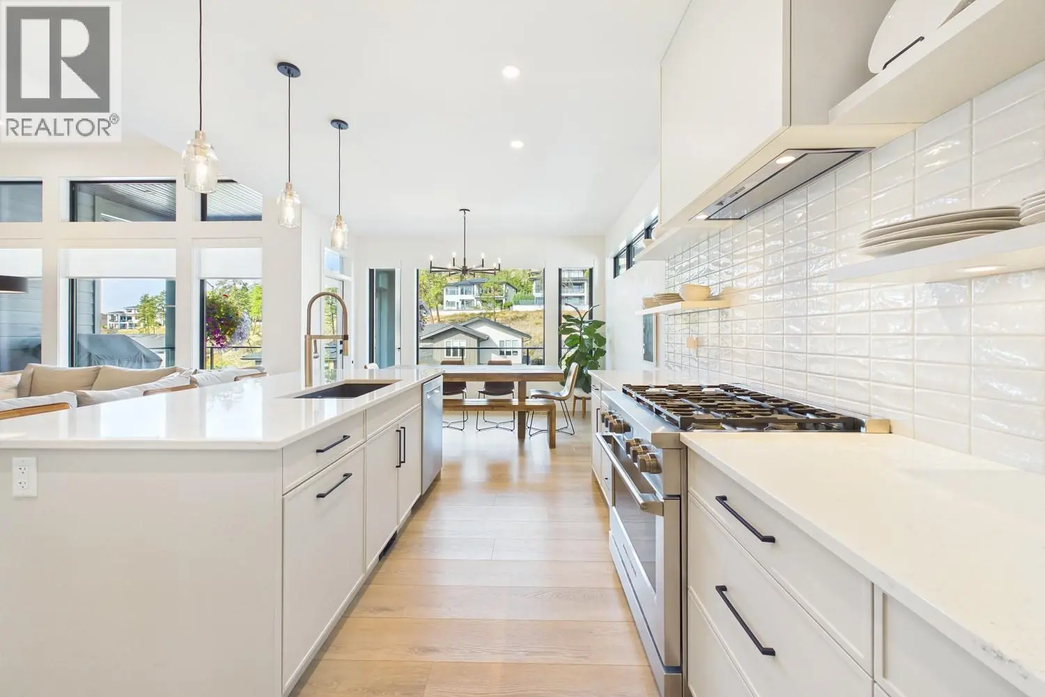 265 Summer Wood Drive. Kelowna, British Columbia