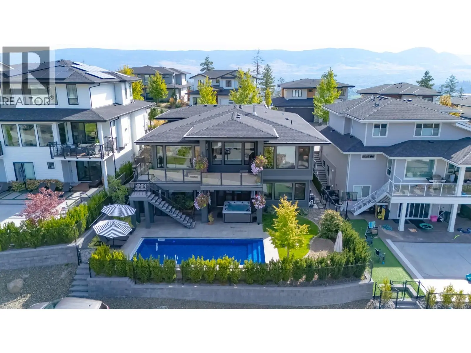 265 Summer Wood Drive. Kelowna, British Columbia