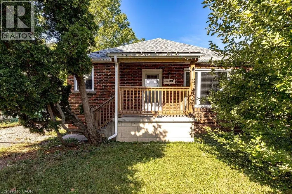 860 Garth Street, Hamilton