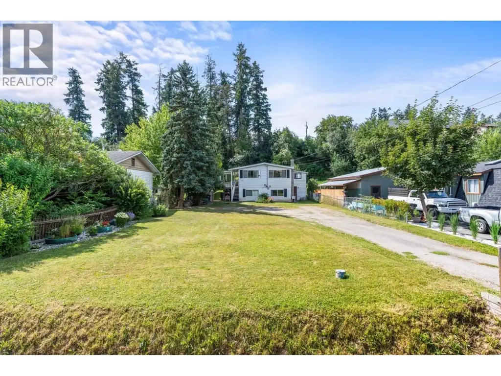 3475 Jackson Avenue, Armstrong