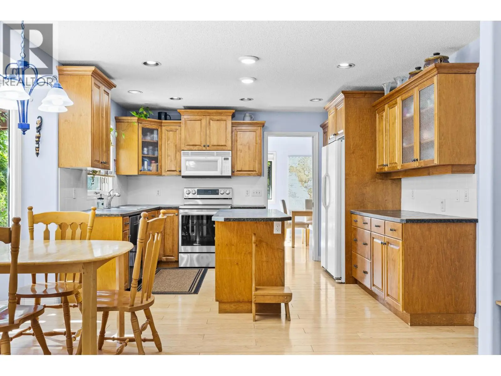 4015 Mahonia Drive. Kelowna, British Columbia