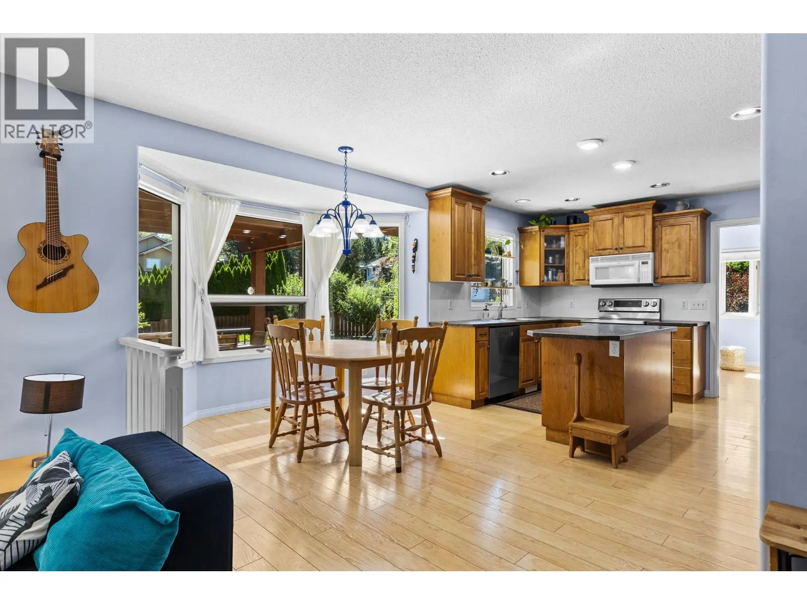 4015 Mahonia Drive. Kelowna, British Columbia