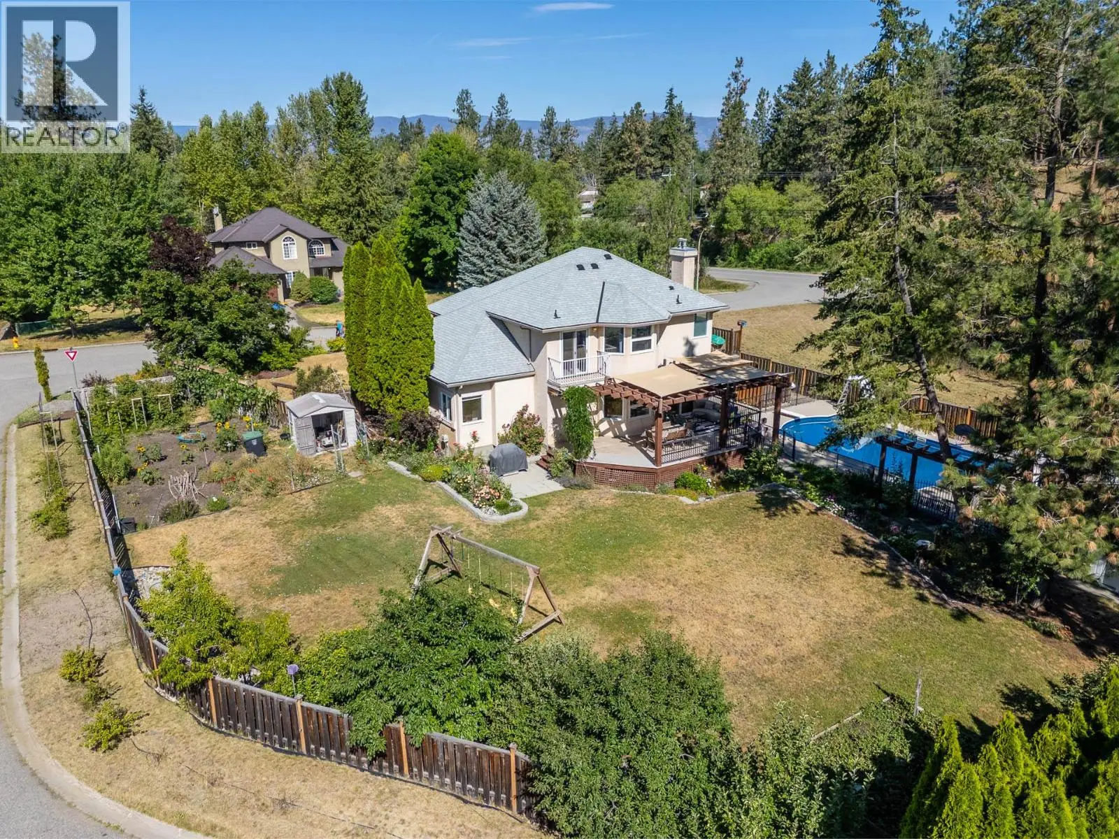 4015 Mahonia Drive. Kelowna, British Columbia