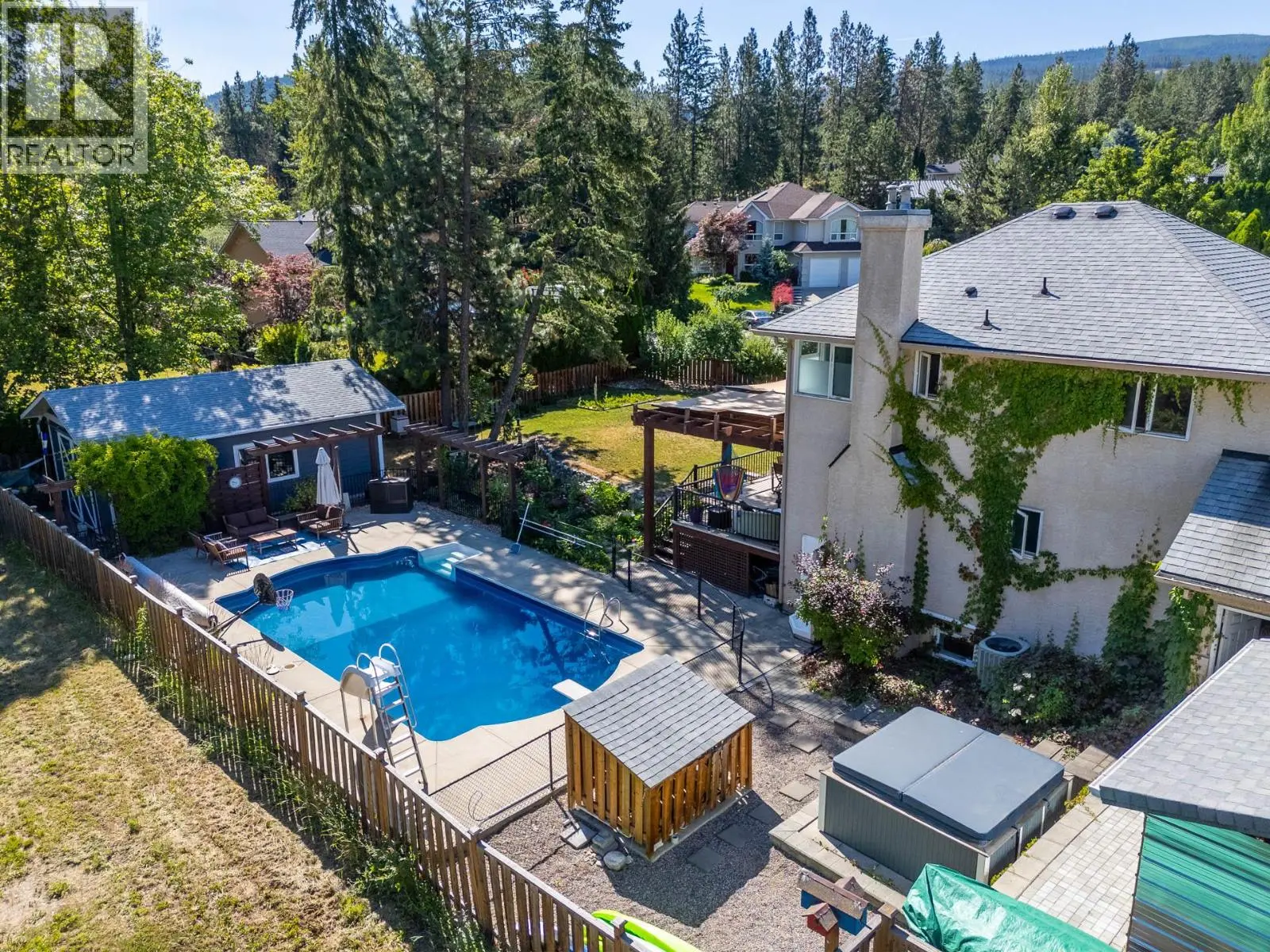 4015 Mahonia Drive. Kelowna, British Columbia