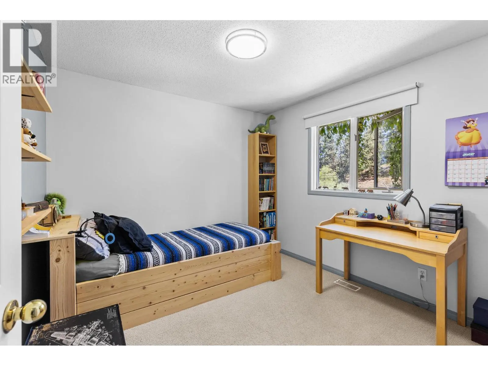 4015 Mahonia Drive. Kelowna, British Columbia