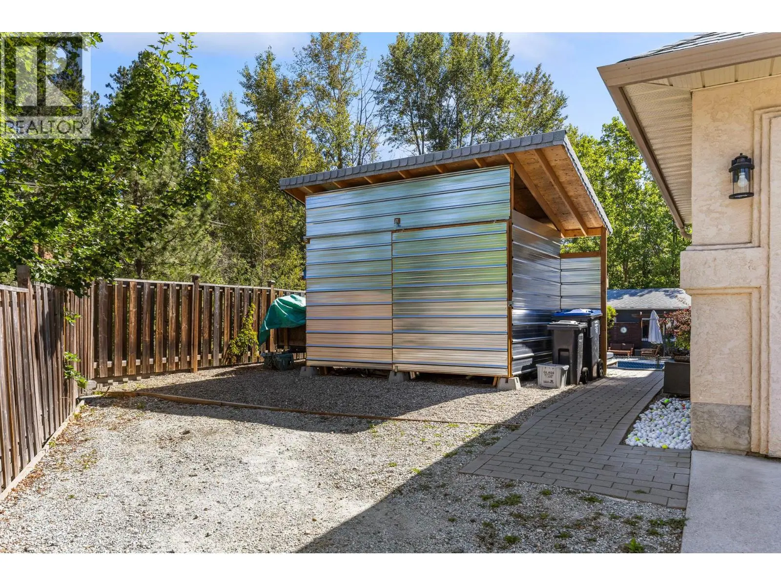 4015 Mahonia Drive. Kelowna, British Columbia