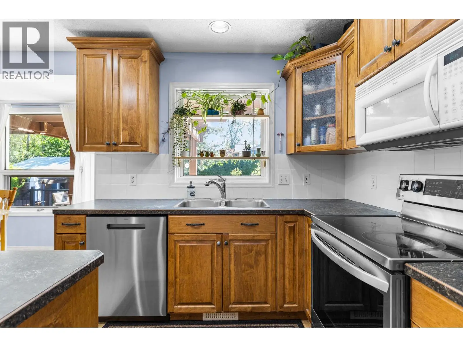 4015 Mahonia Drive. Kelowna, British Columbia