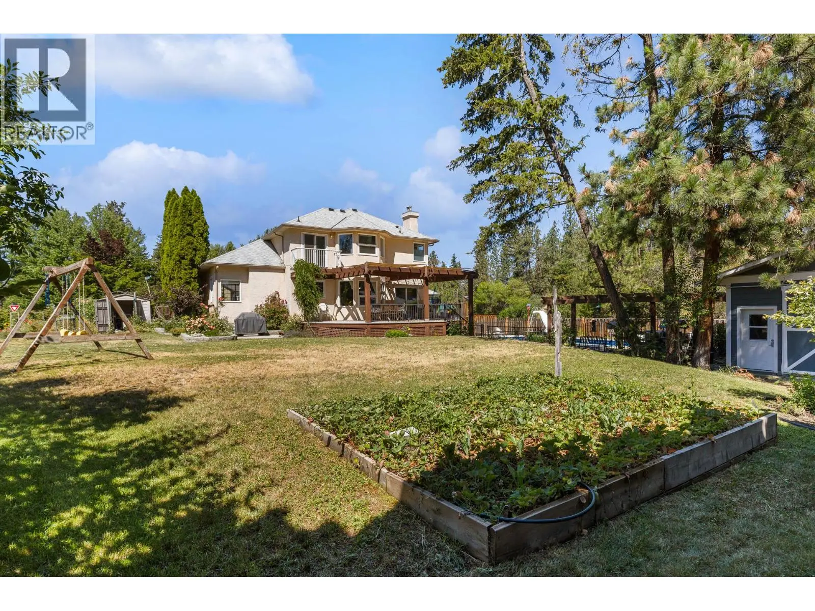 4015 Mahonia Drive. Kelowna, British Columbia