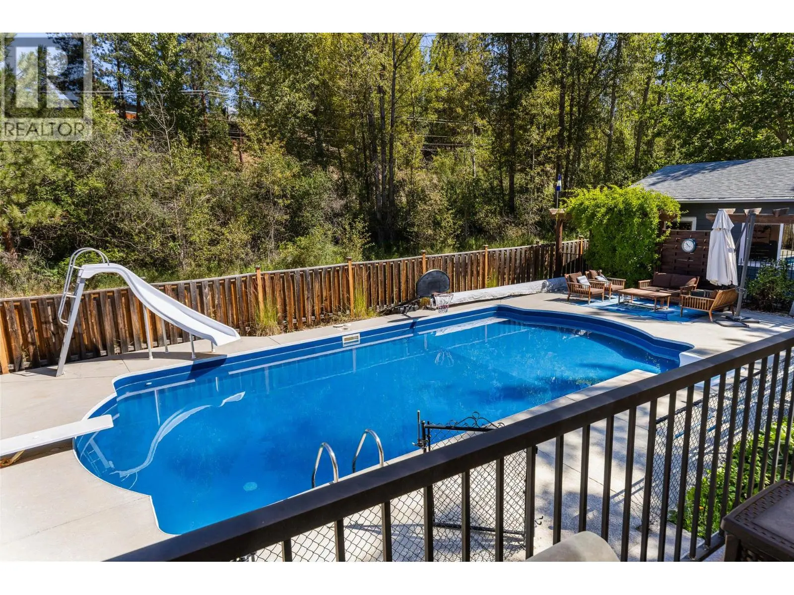 4015 Mahonia Drive. Kelowna, British Columbia