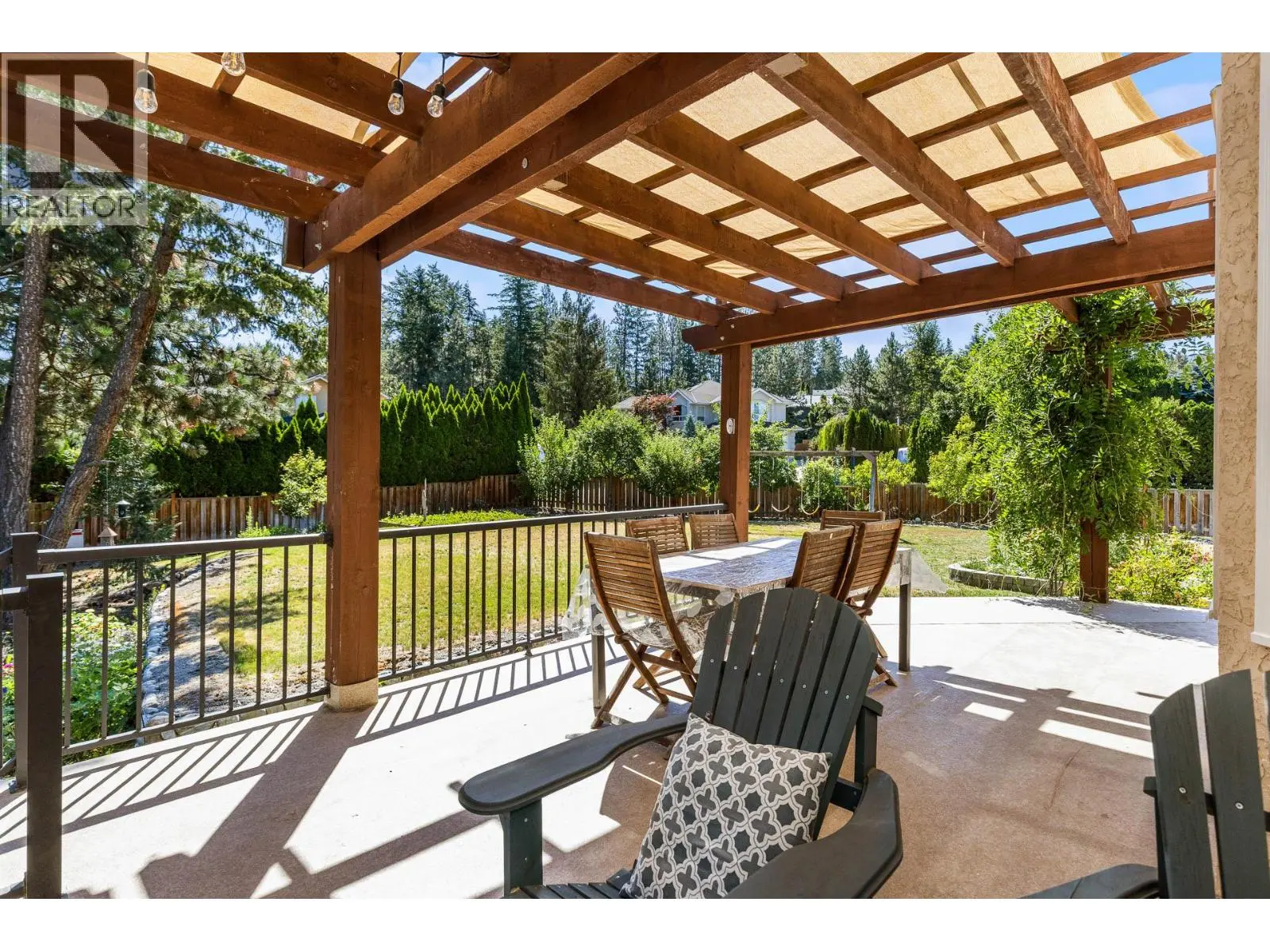 4015 Mahonia Drive. Kelowna, British Columbia