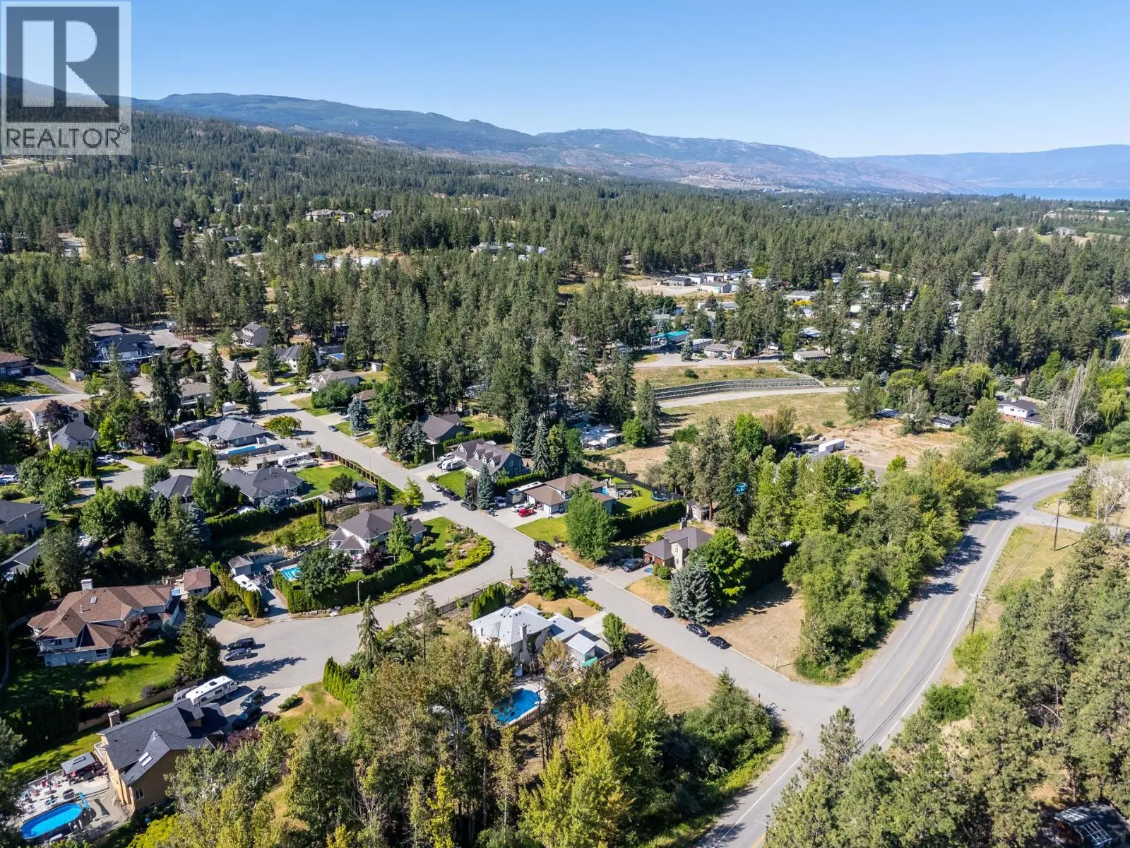 4015 Mahonia Drive. Kelowna, British Columbia