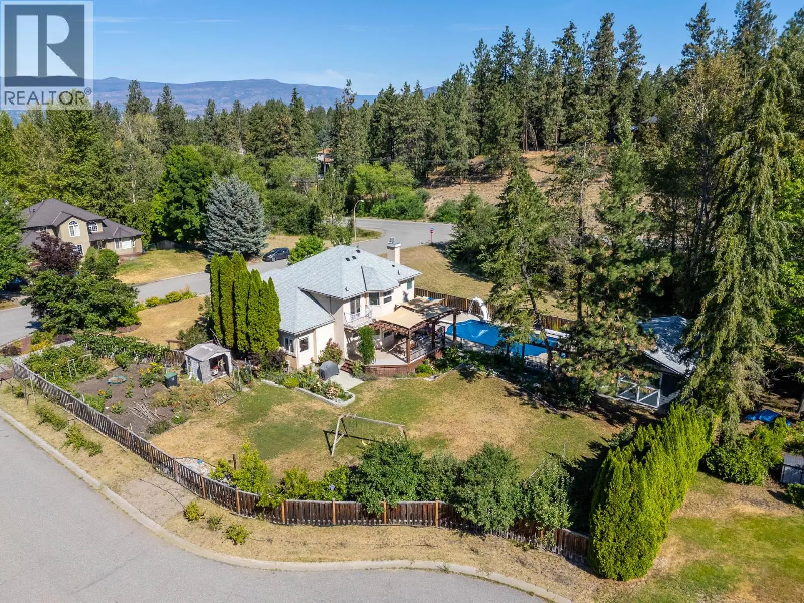 4015 Mahonia Drive. Kelowna, British Columbia