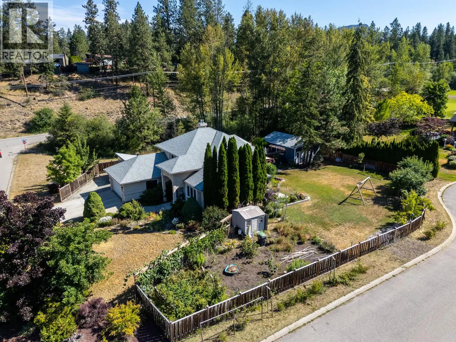 4015 Mahonia Drive. Kelowna, British Columbia