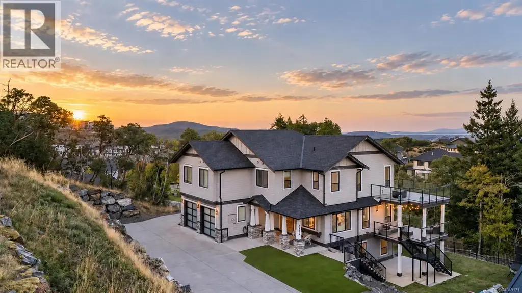 1414 Grand Forest Close, Langford
