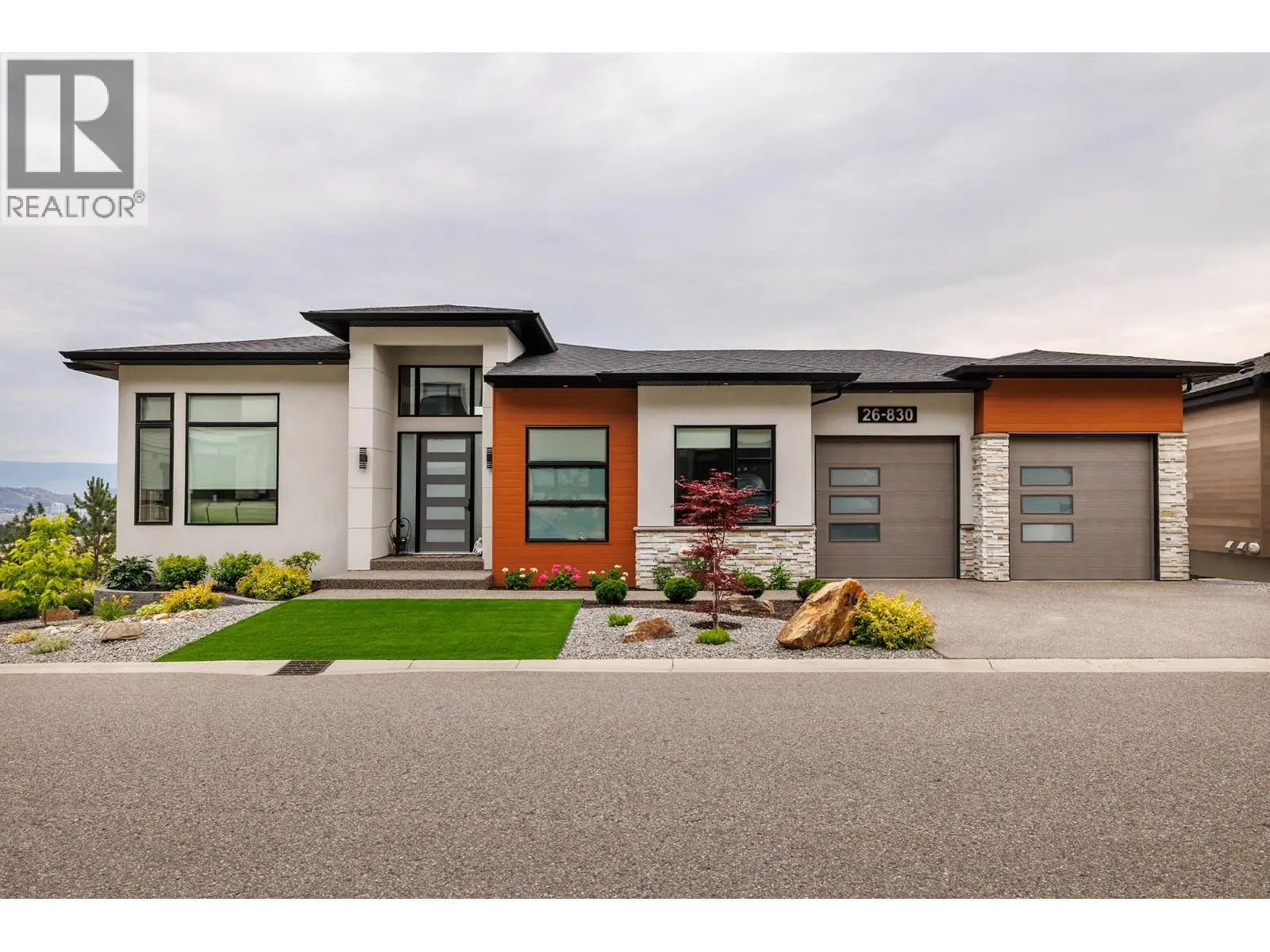 Photo of Listing #10400110