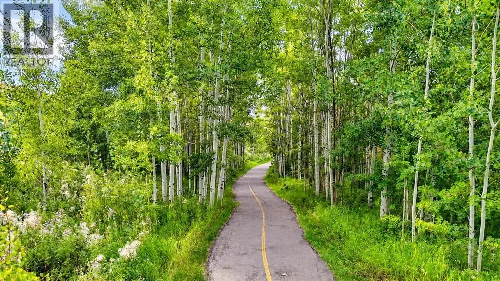 10 Chaparral Ridge Park Se, Calgary