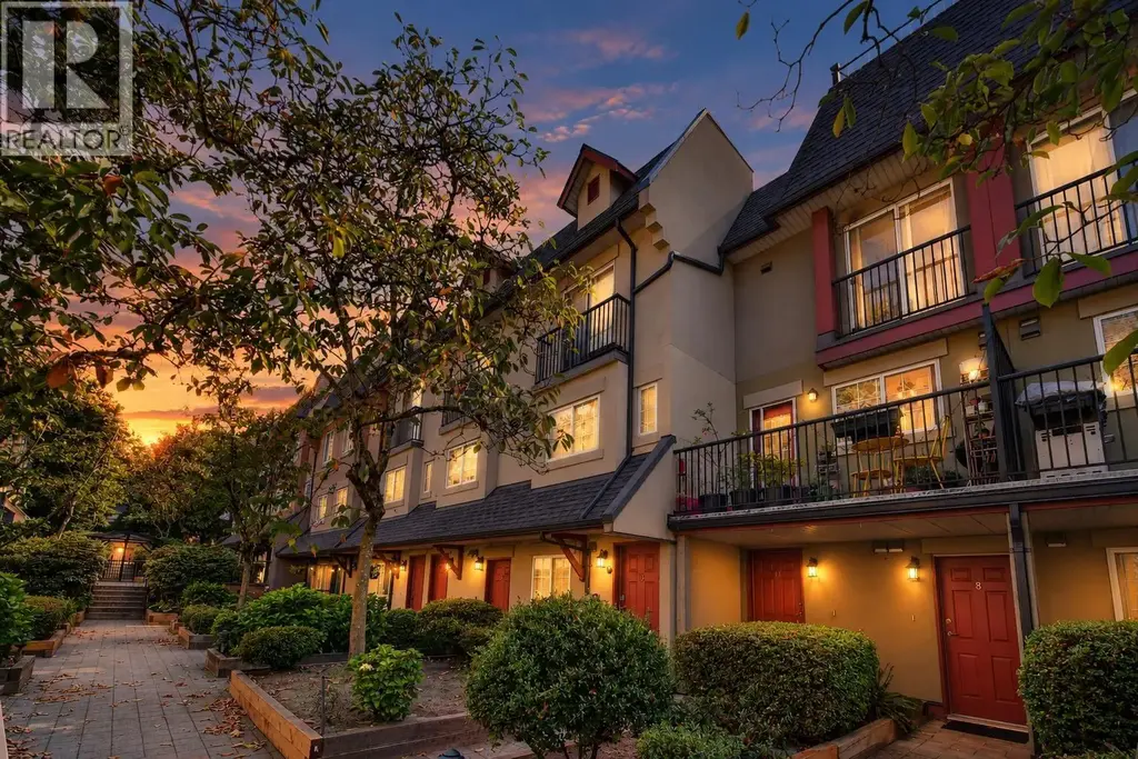 10 1561 Booth Avenue, Coquitlam