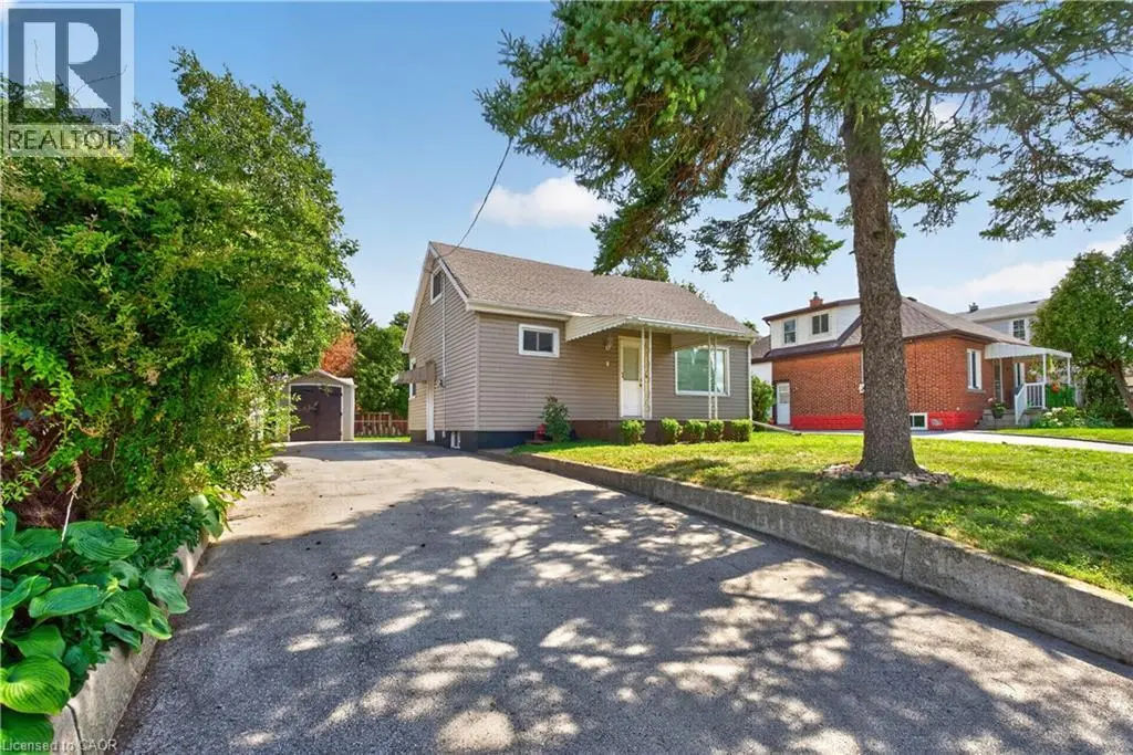 243 West 19th Street, Hamilton