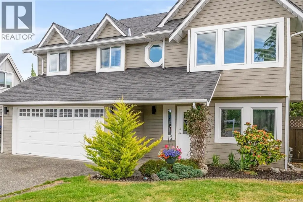 672 Foster Dr, Parksville