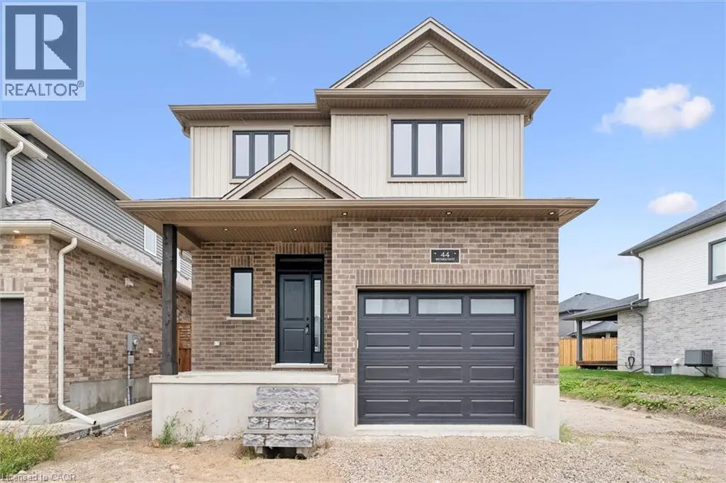 44 Weymouth Street, Elmira