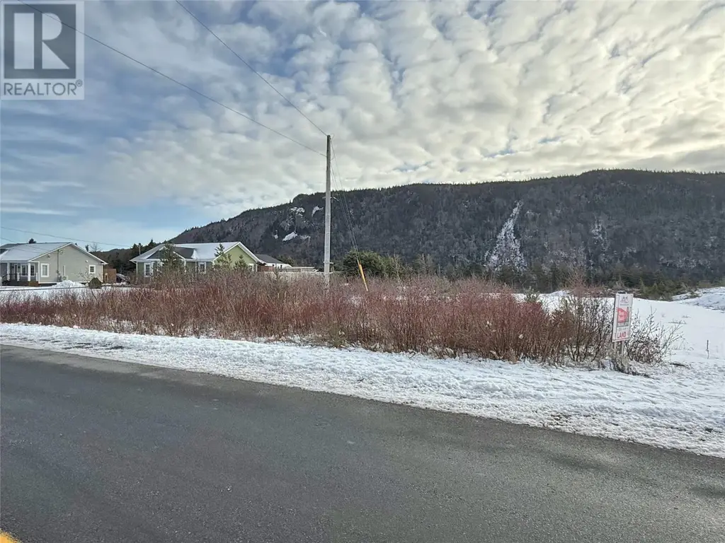 287 North River Road, North River