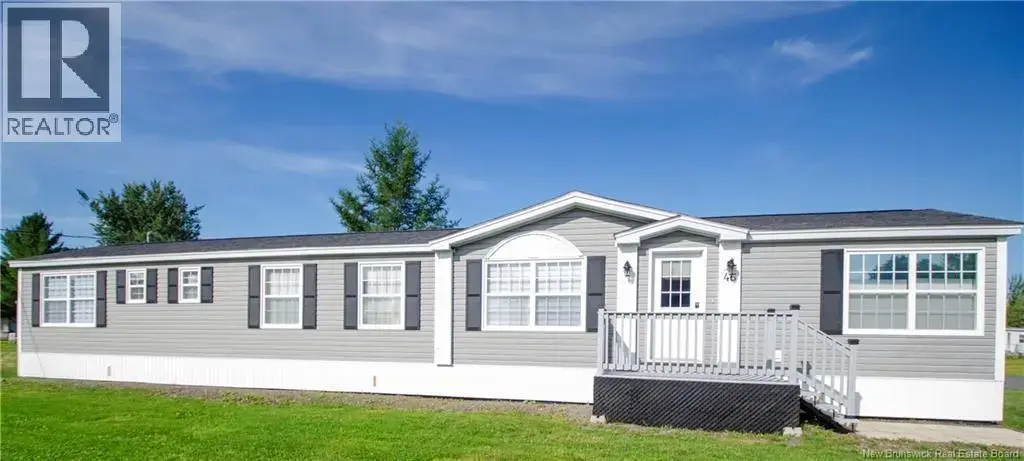 46 Tamarack Drive, Lincoln
