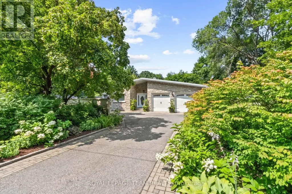 235 Hemlock Road, Ottawa