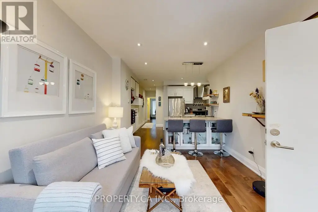 Main - 635 Christie Street, Toronto (Wychwood)