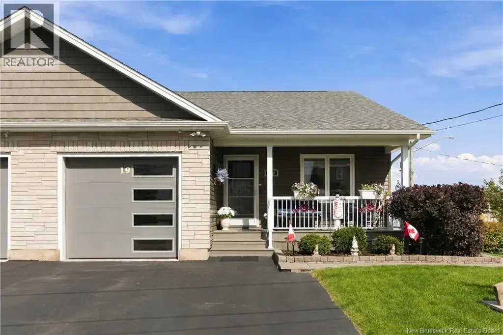 19 Satleville Crescent, Riverview