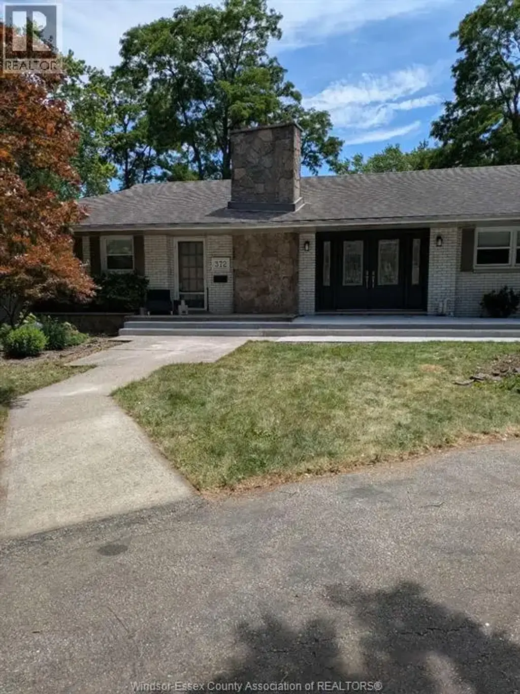 372 Brighton Road Unit# 1, Tecumseh
