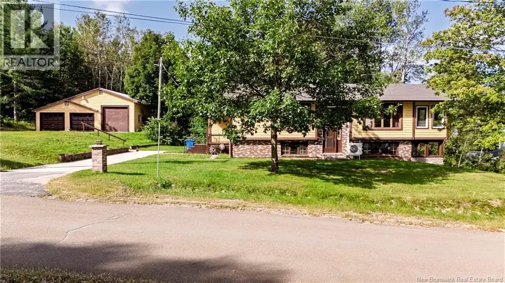 4 Hillcrest Street, Doaktown