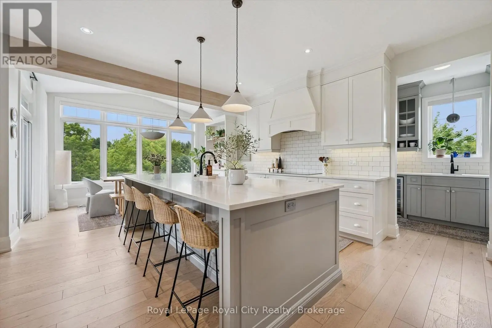 22 Hilltop Road, Guelph (Victoria North)