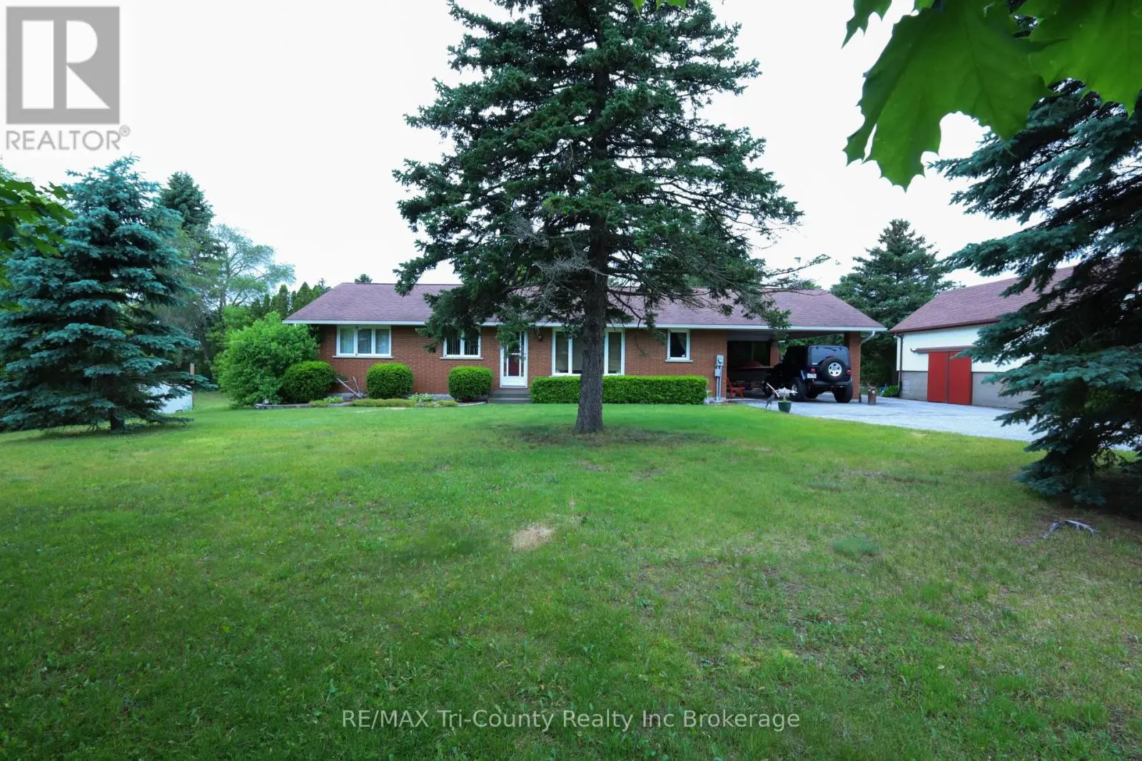 9113 Plank Road, Bayham (Straffordville)