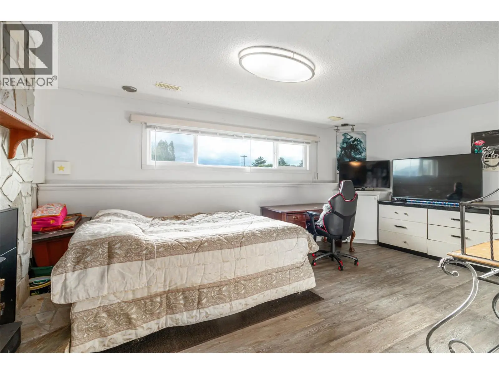 285 Dell Road. Kelowna, British Columbia
