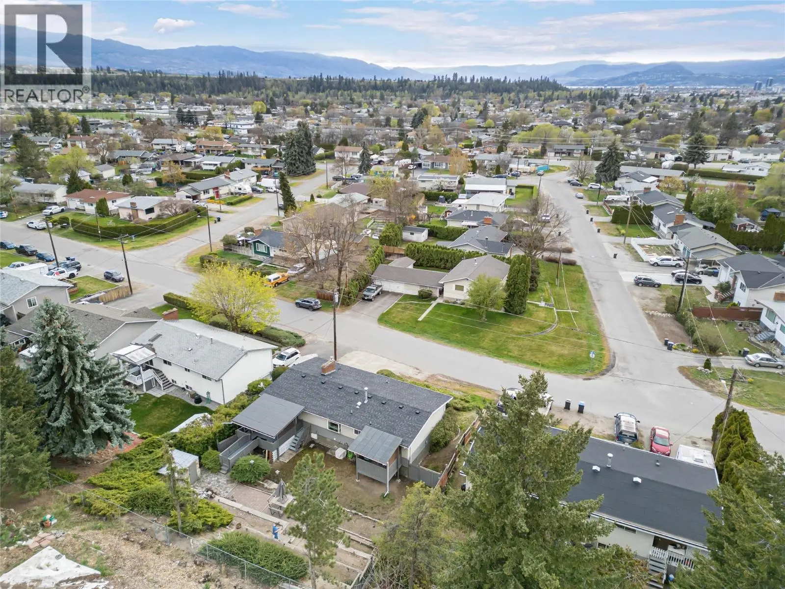 285 Dell Road. Kelowna, British Columbia