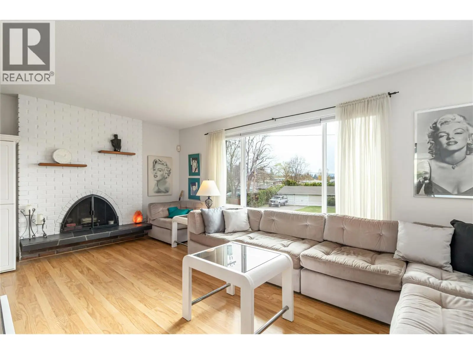 285 Dell Road. Kelowna, British Columbia