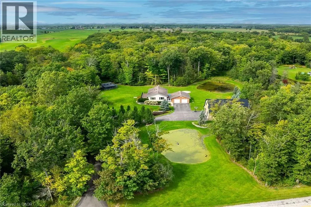 695 Concession 1 Road S, Cayuga