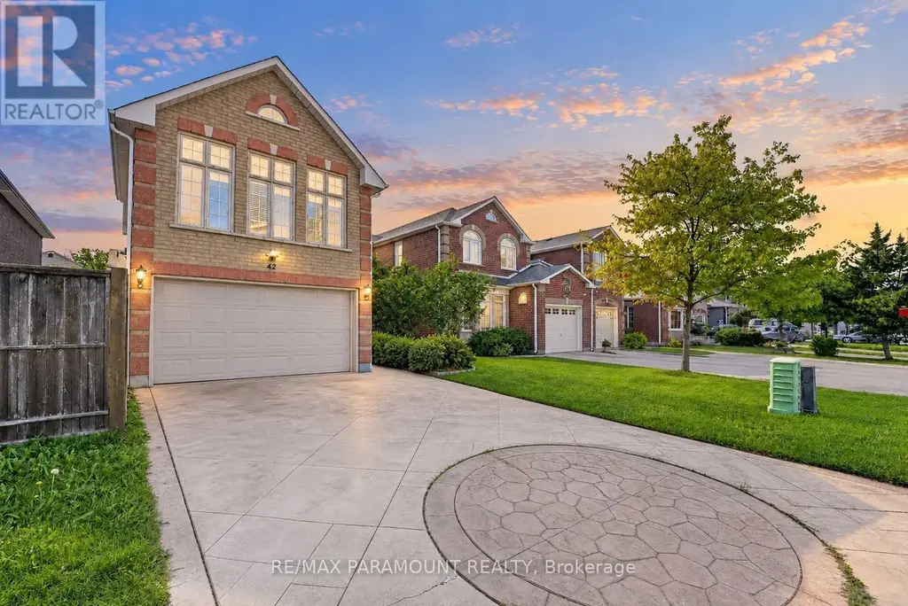 42 Ripley Crescent, Brampton (Fletcher's West)